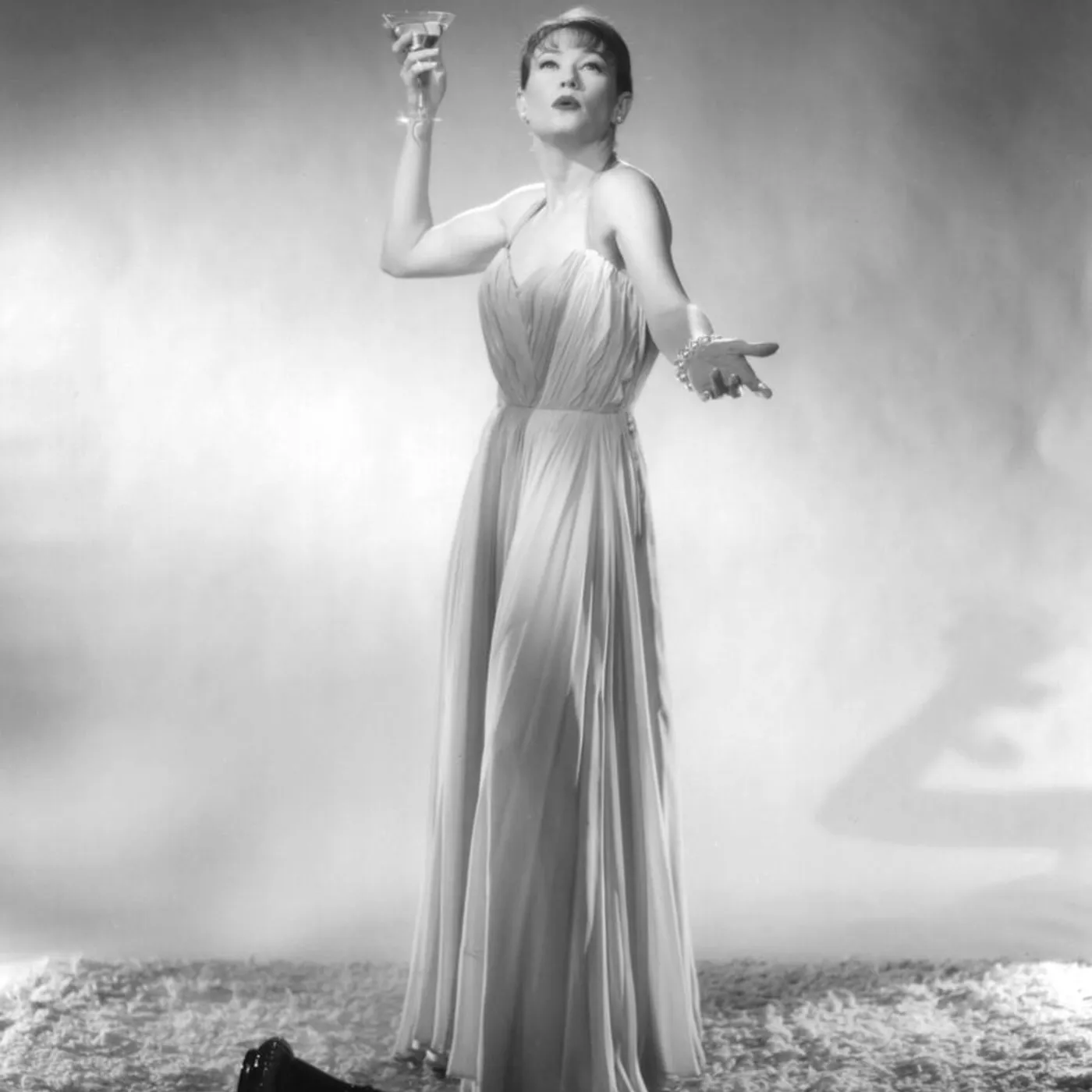 Ann Magnuson Brand Page