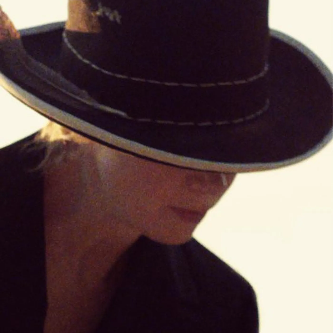 Anna Ternheim Brand Page