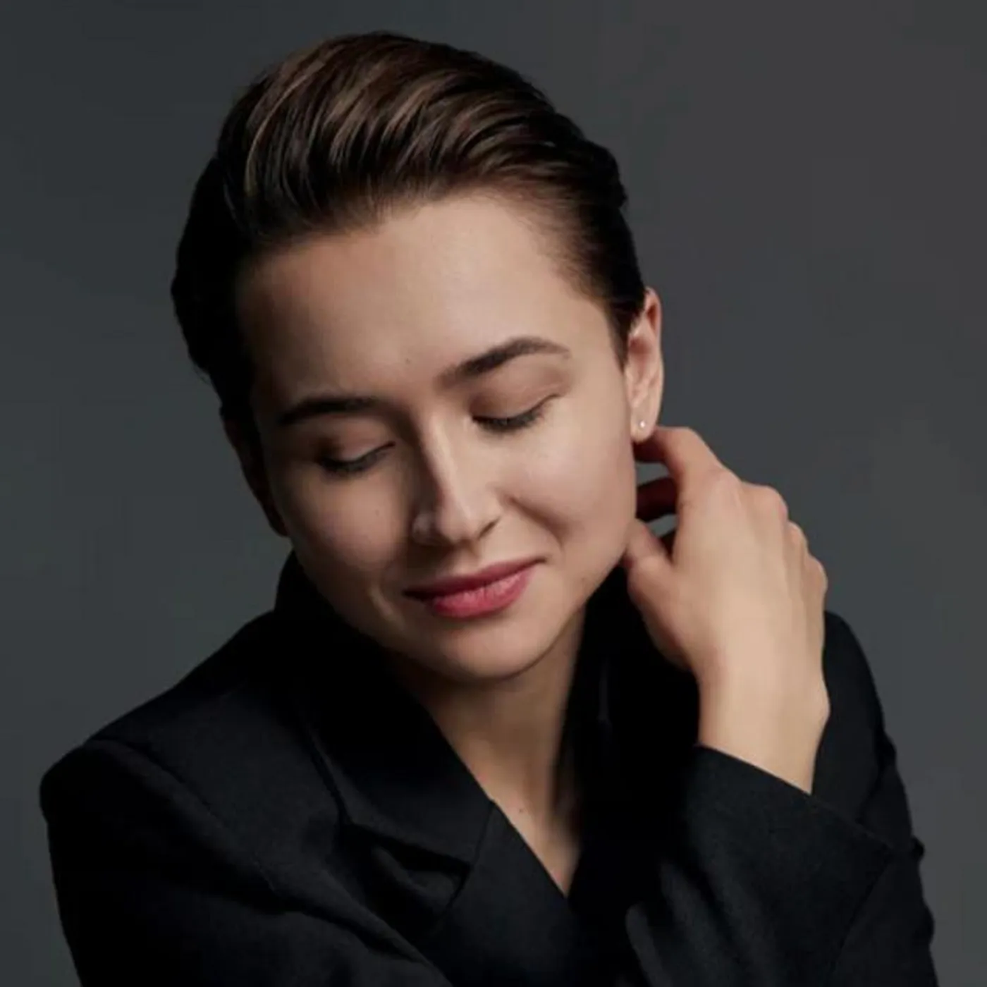 Anna Tsybuleva Brand Page