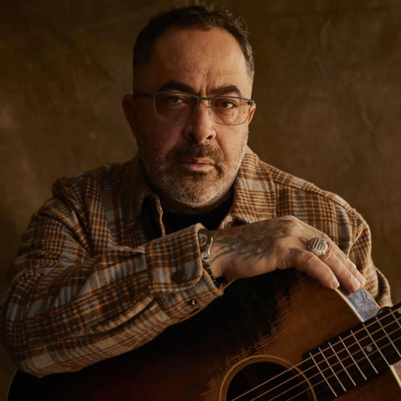 Aaron Lewis Brand Page