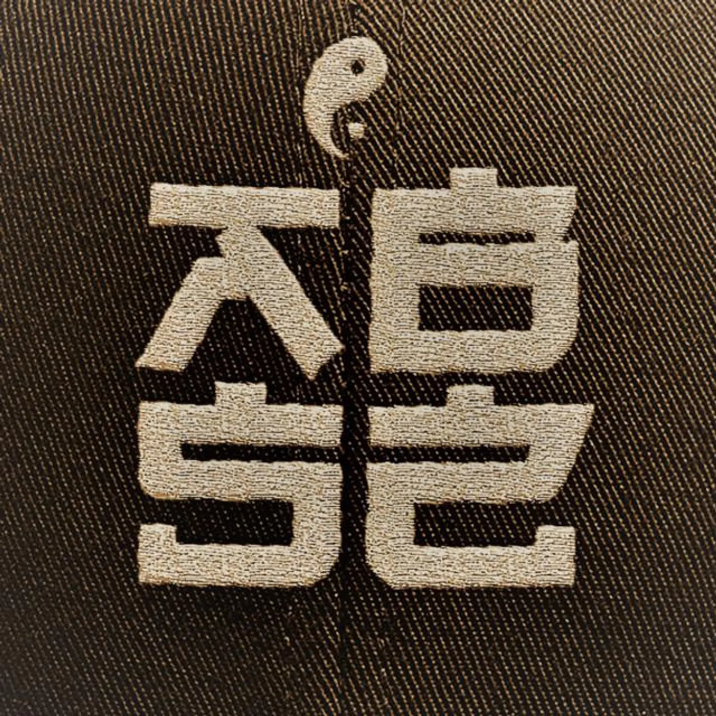 Absztrakkt Brand Page