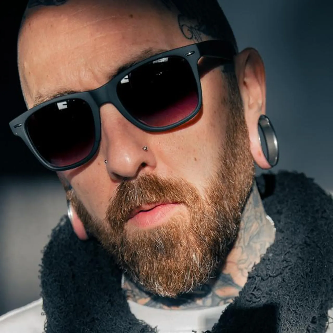 Adam MakBain Brand Page