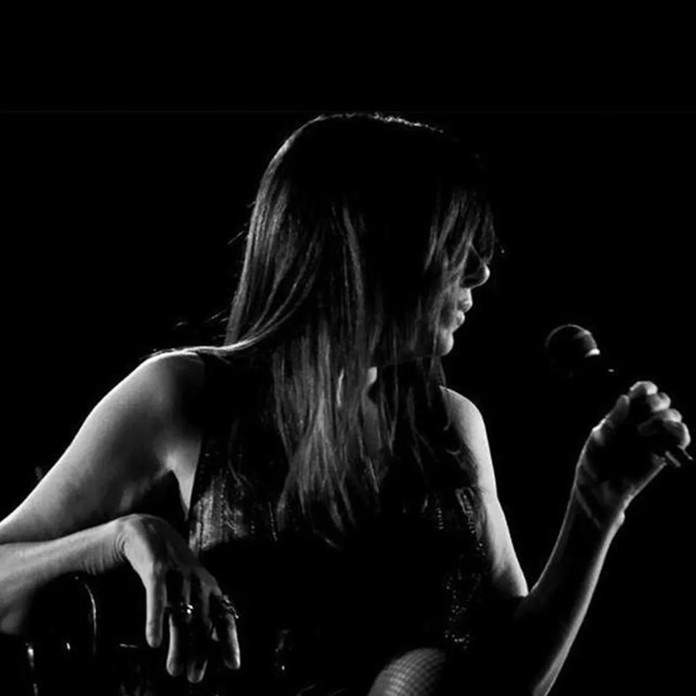 Adriana Varela Brand Page