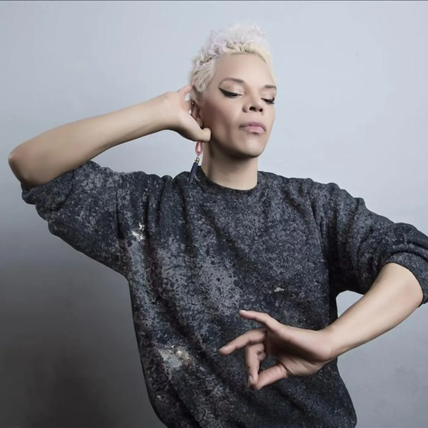 Aerea Negrot Brand Page