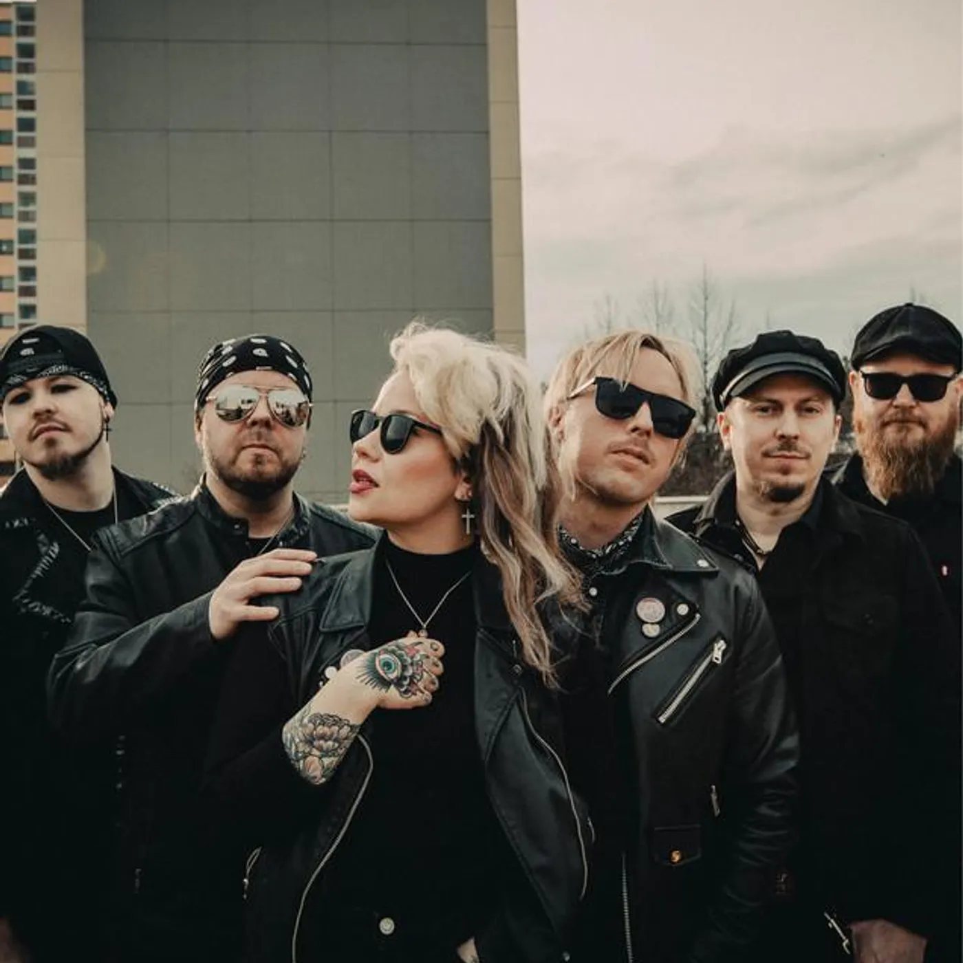 Aino & Hajonneet Brand Page