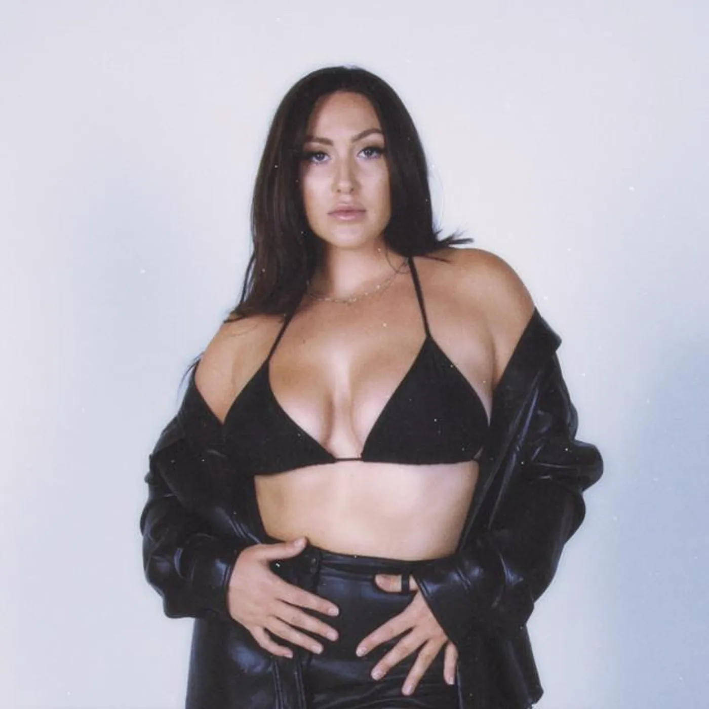 Alyssa Reid Brand Page