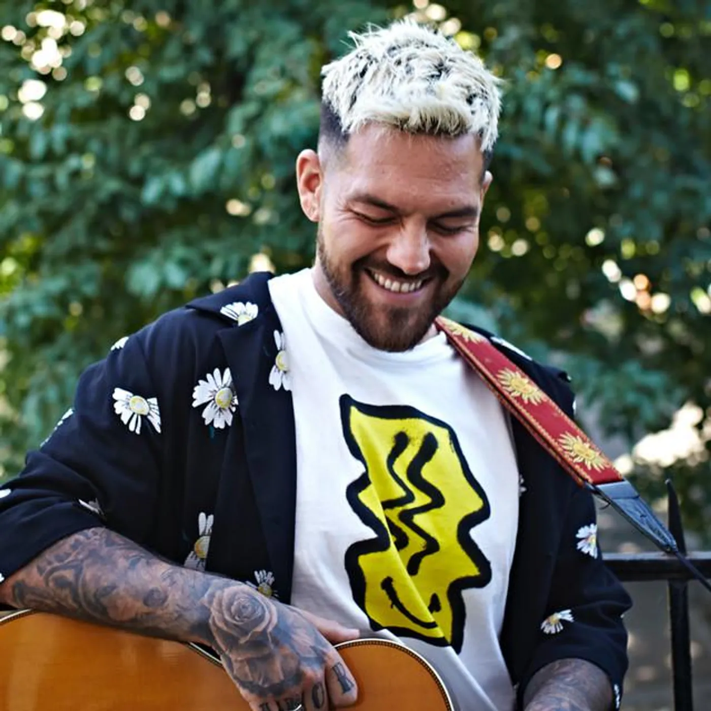 Alejandro Fuentes Brand Page