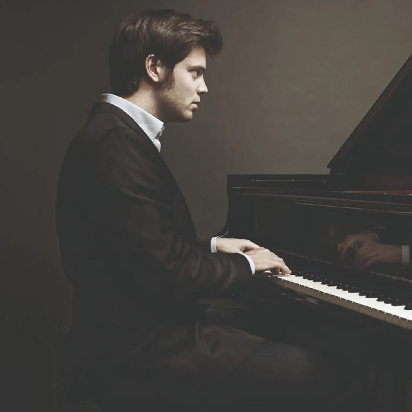 Alessandro Lanzoni Brand Page