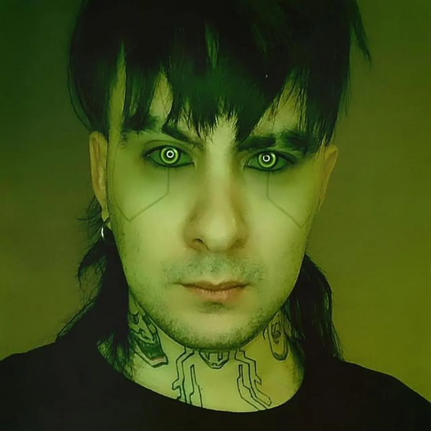 Alexander Dniel Brand Page