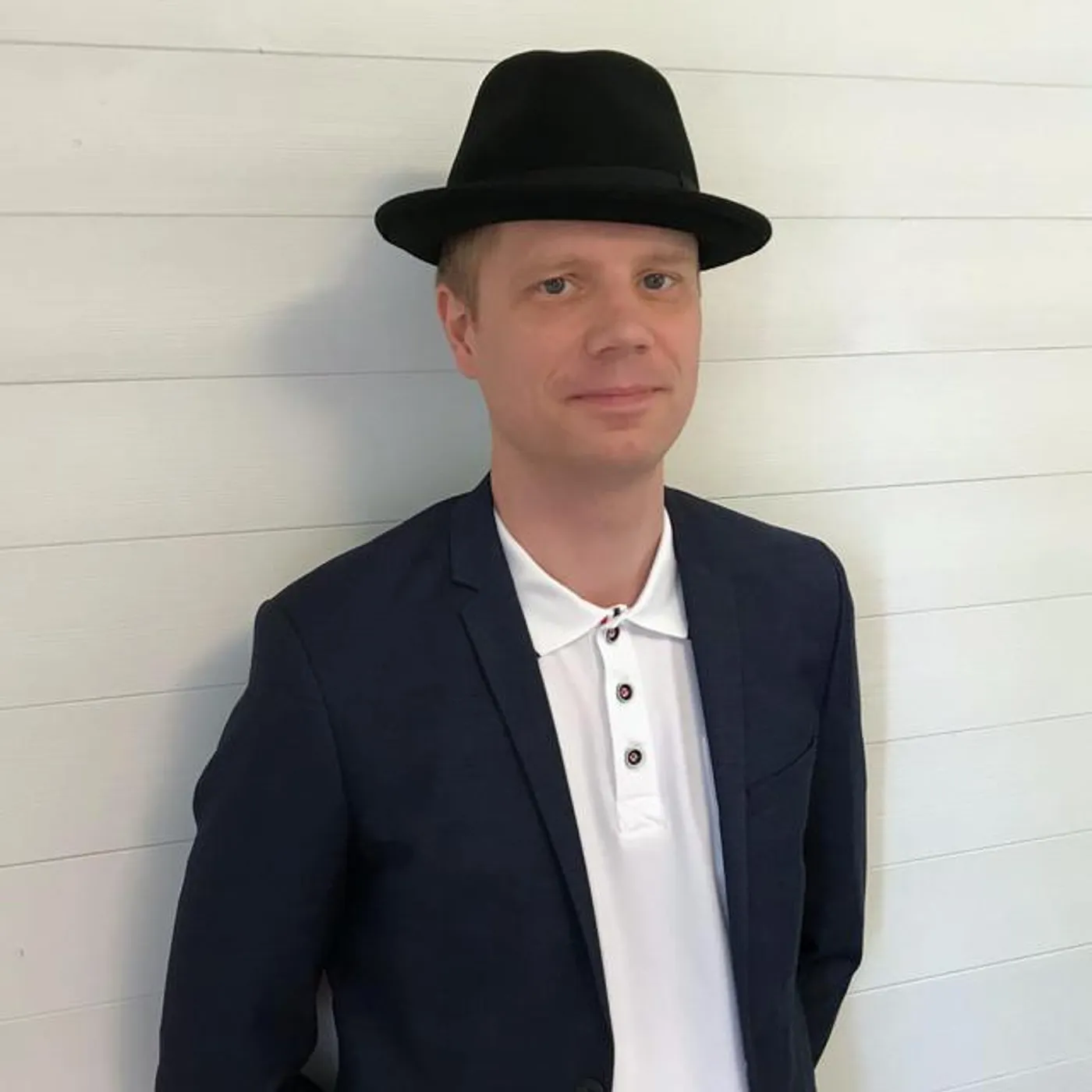 Alexander Tobias Orest Brand Page