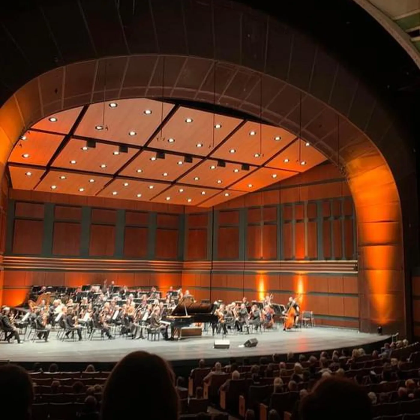 Alexandre Dossin Brand Page