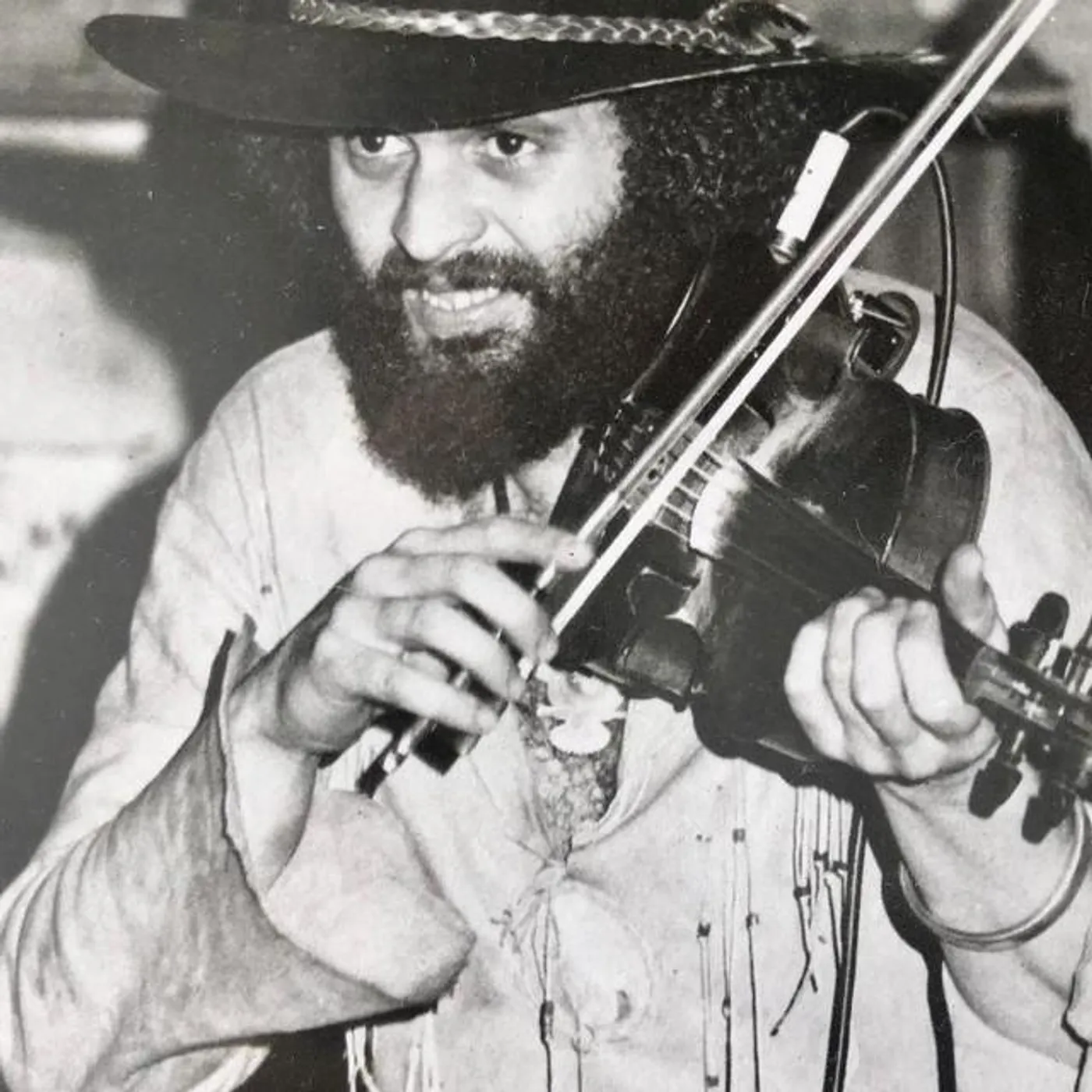 Alfredo De La Fé Brand Page