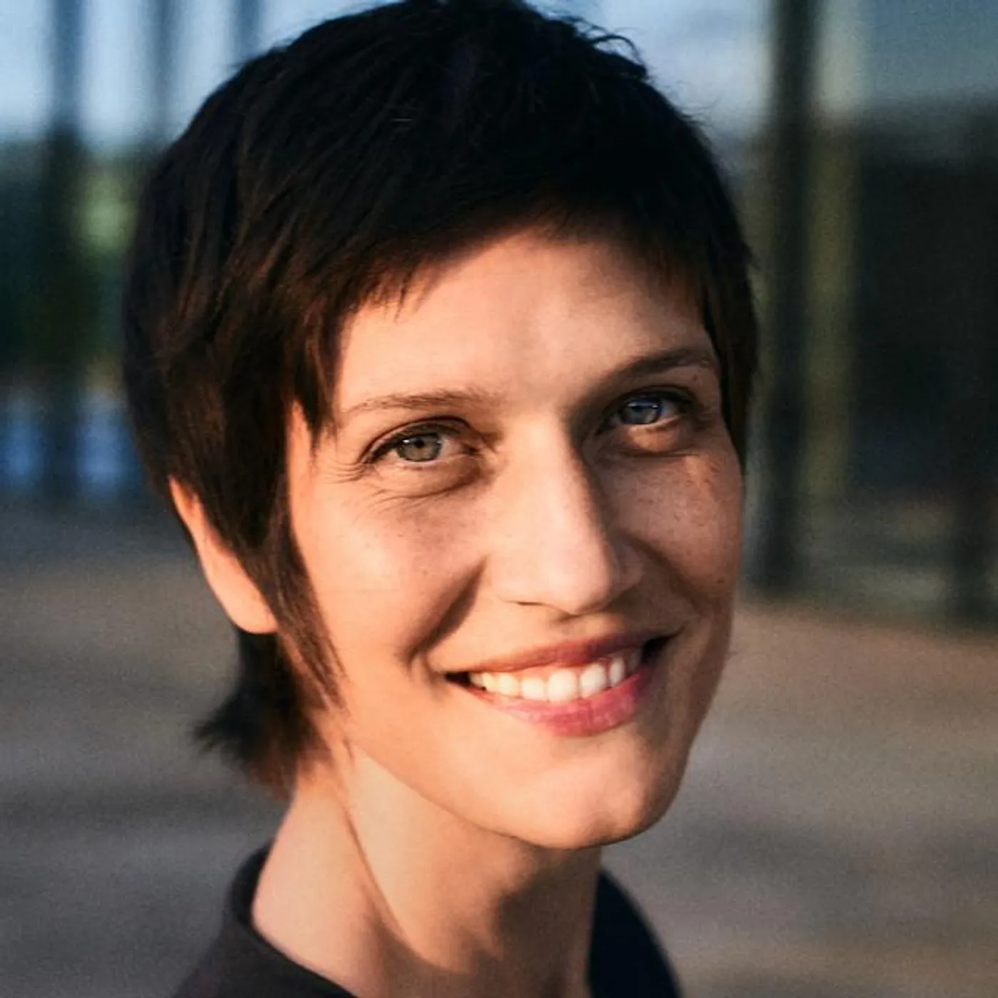 Alin Coen Brand Page