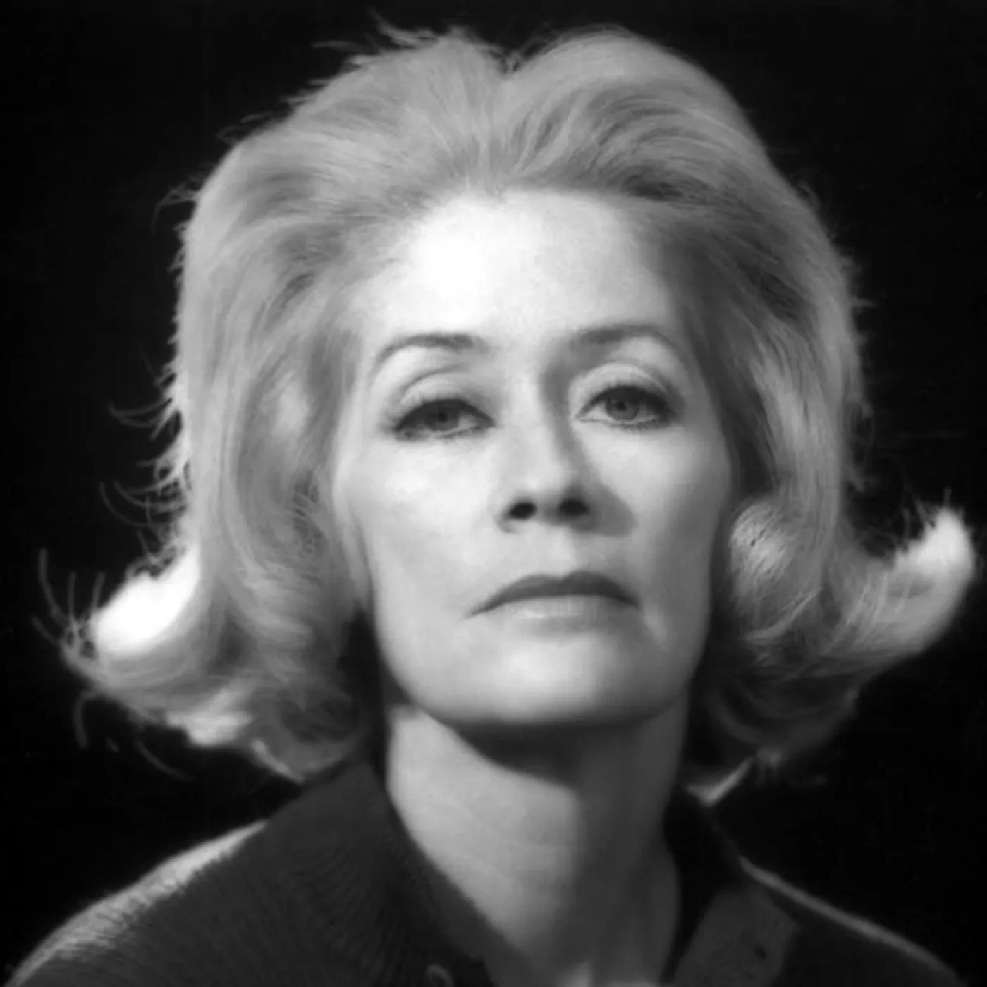 Alina Janowska Brand Page