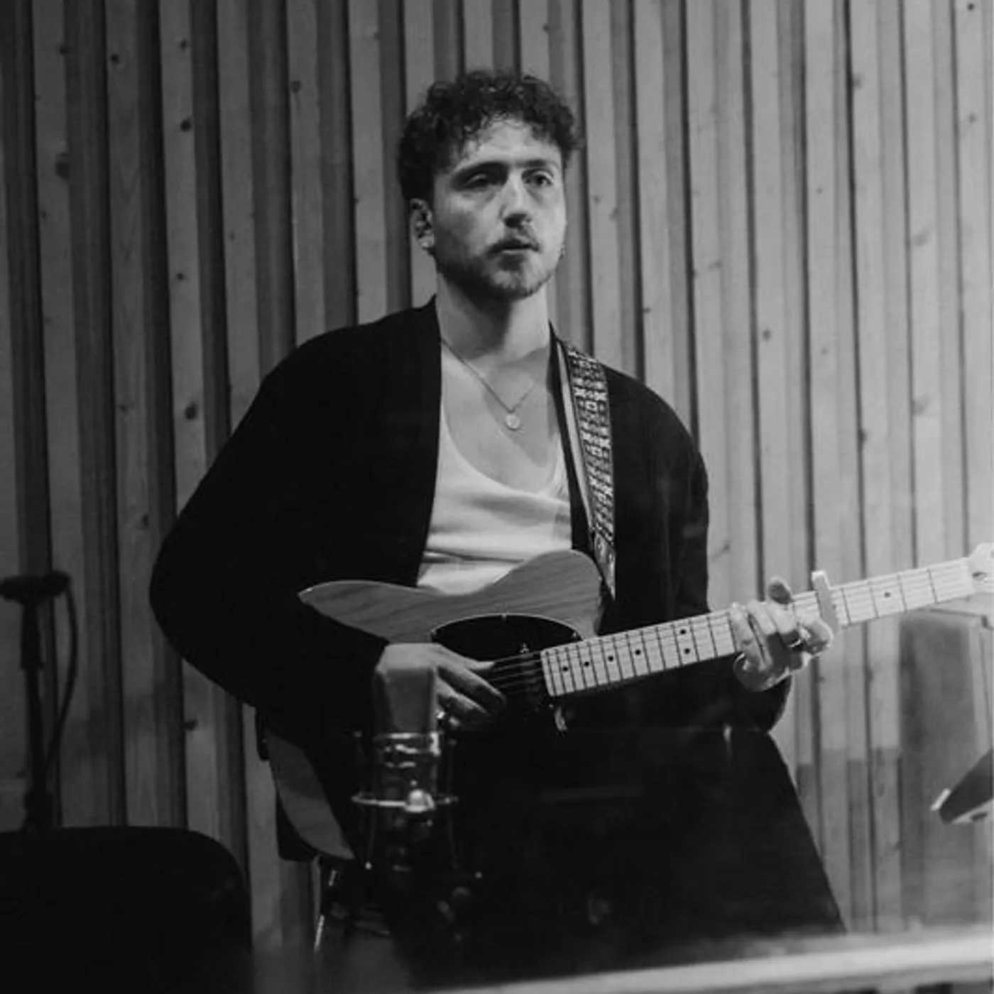 Allan Védé Brand Page