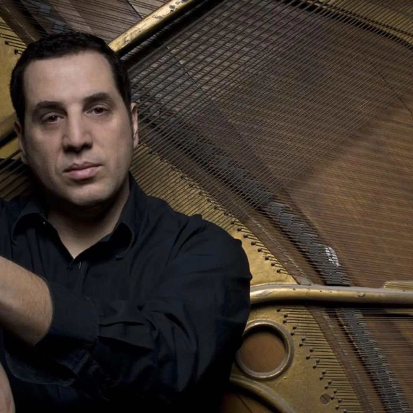 Alon Yavnai Brand Page