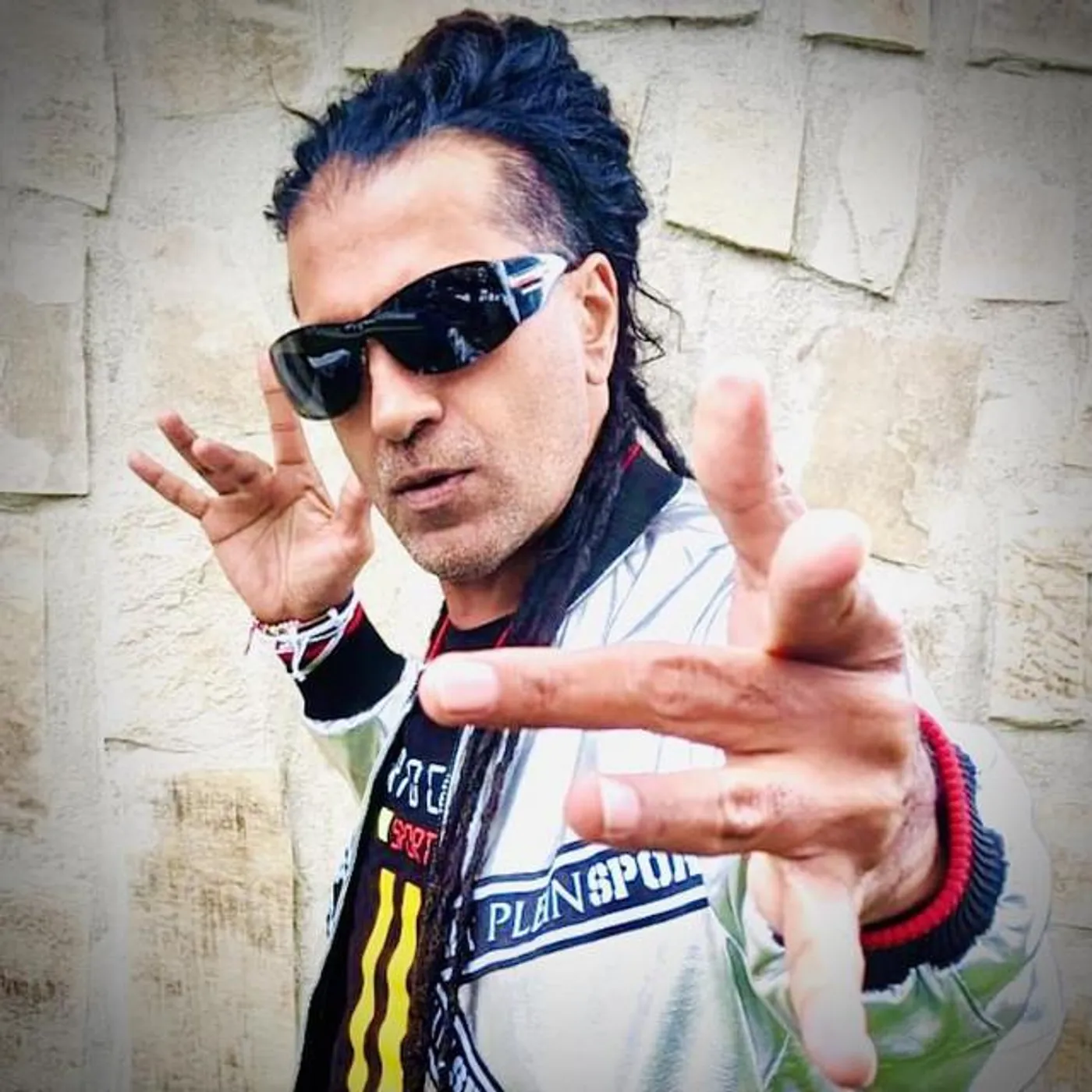 Apache Indian Brand Page