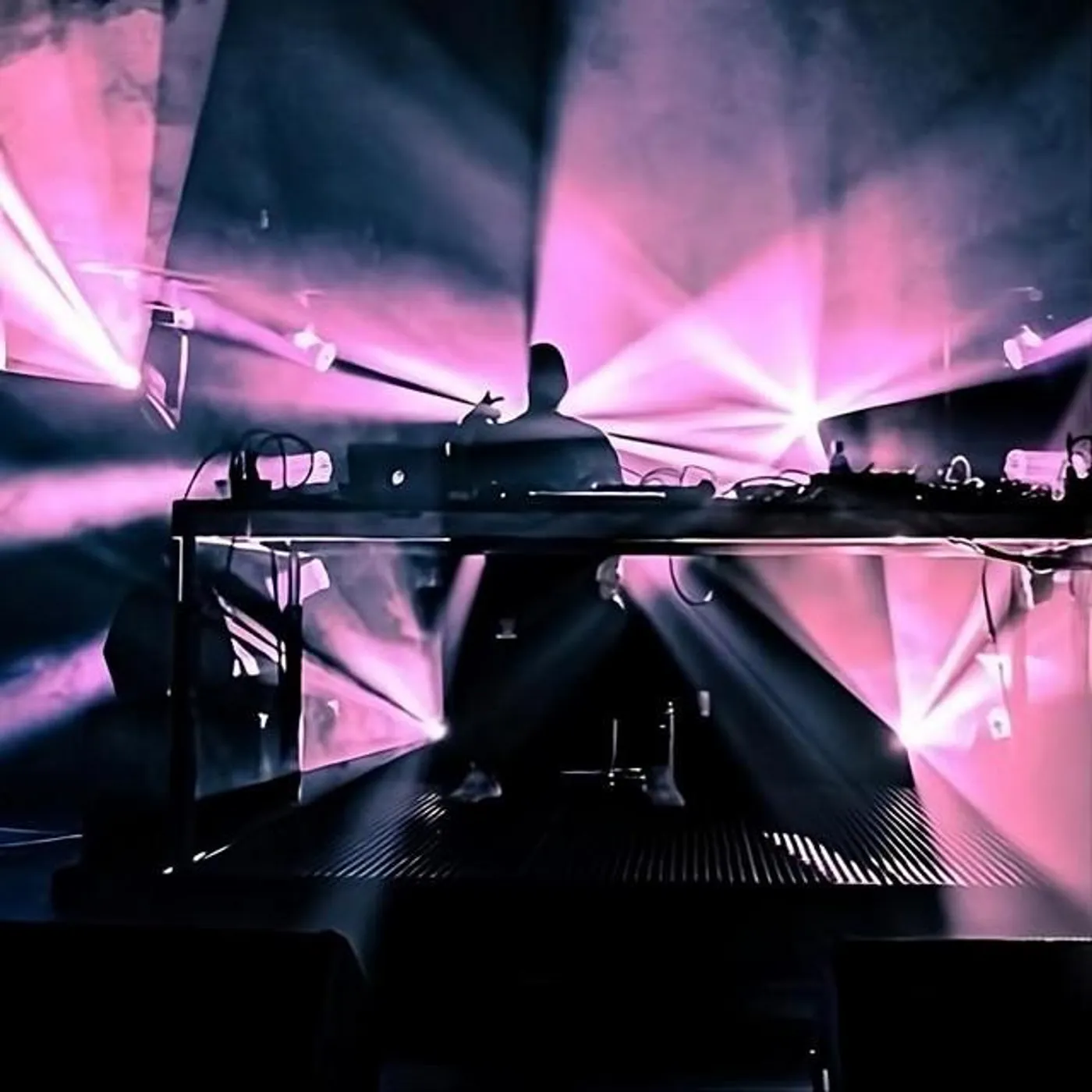 Artifakts Brand Page