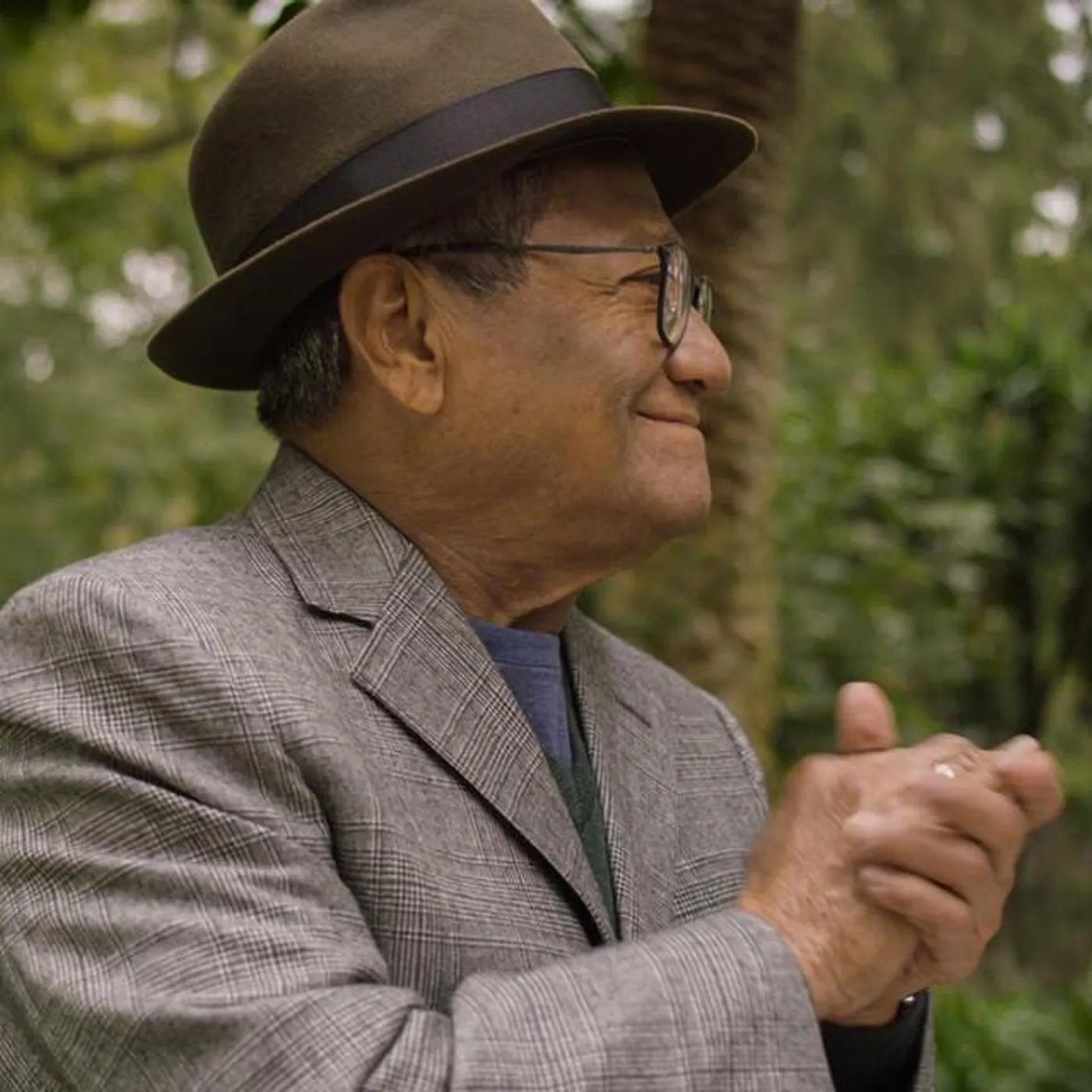 Armando Manzanero Brand Page