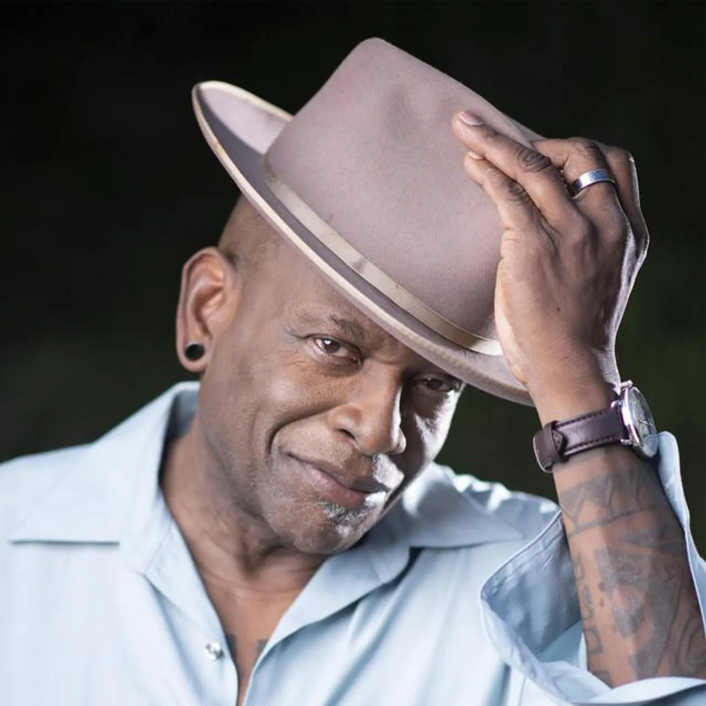 Arnold McCuller Brand Page