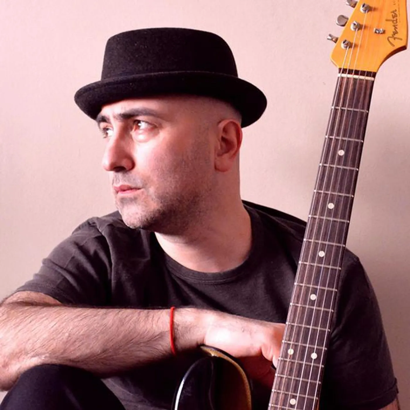 Arsen Shomakhov Brand Page