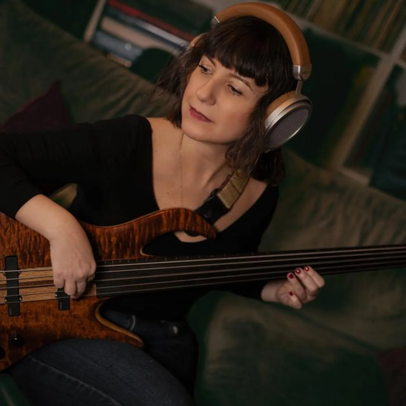 Asena Akan Brand Page