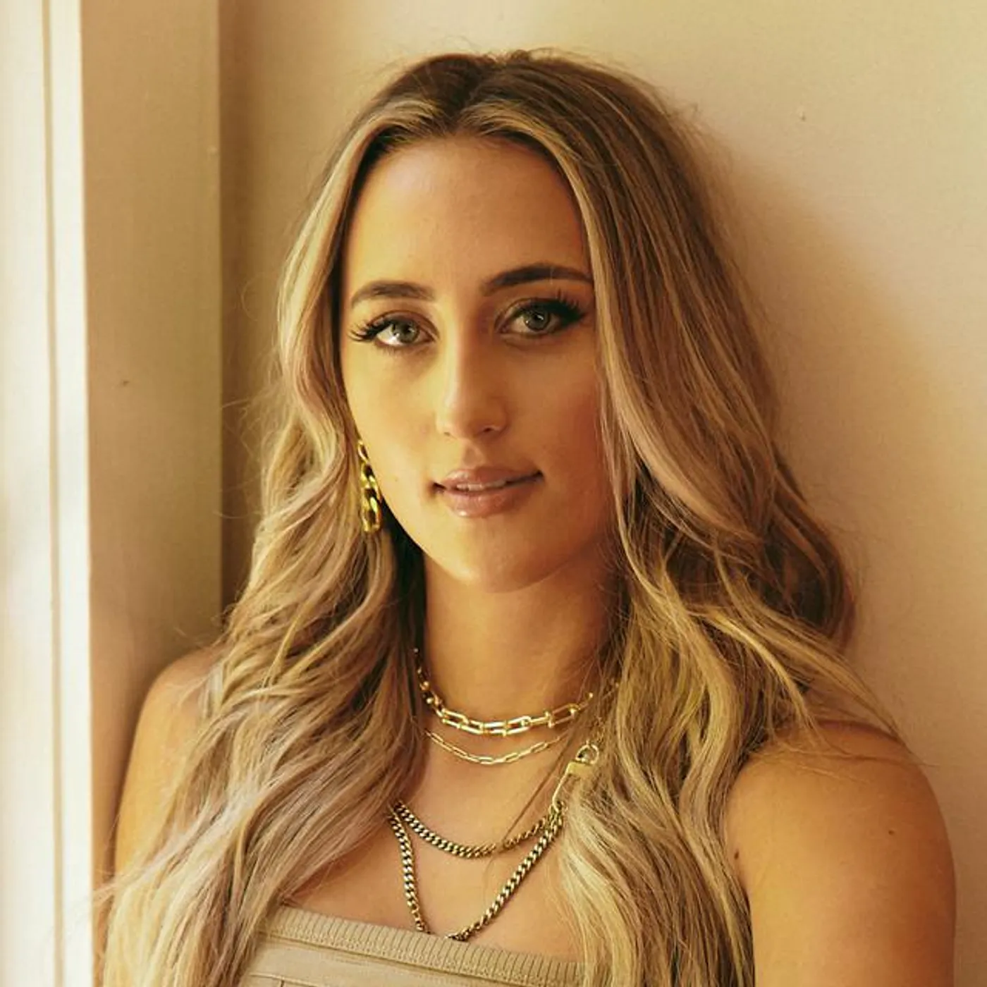 Ashley Cooke Brand Page