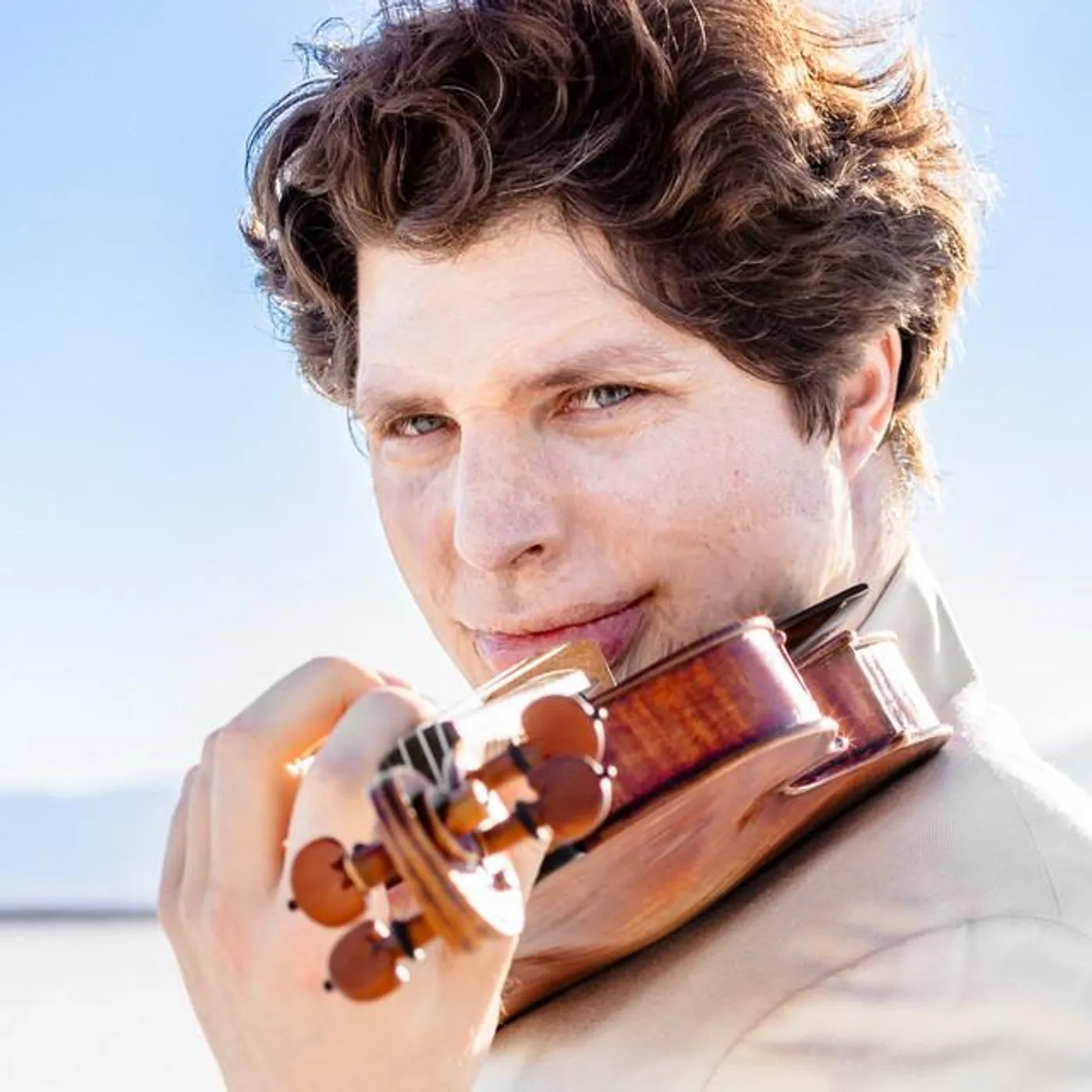 Augustin Hadelich Brand Page