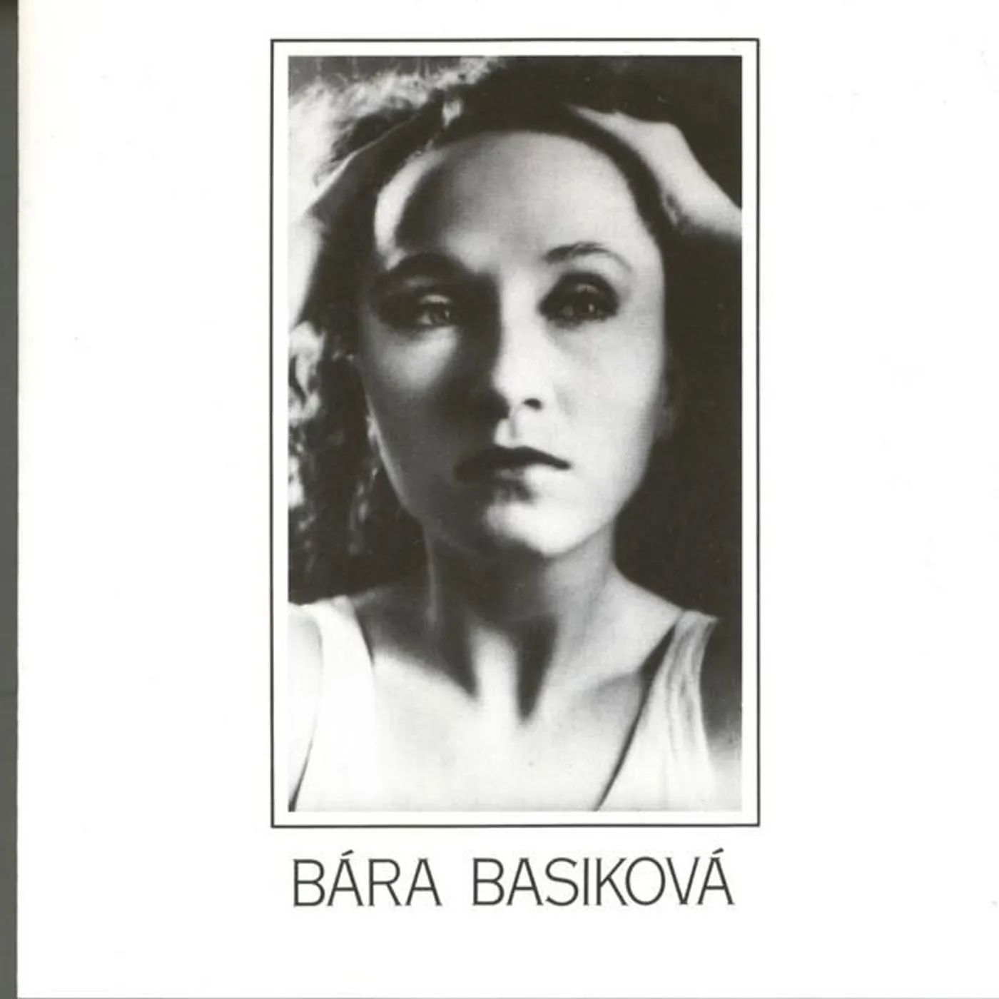 Bára Basiková