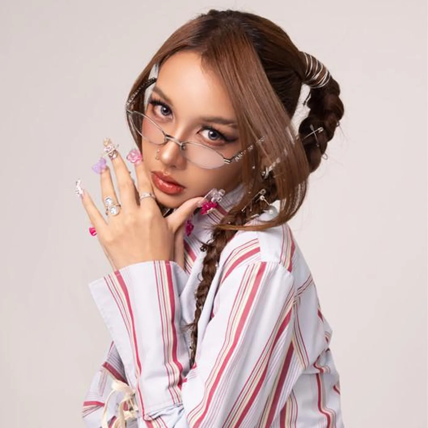 BOWKYLION Brand Page