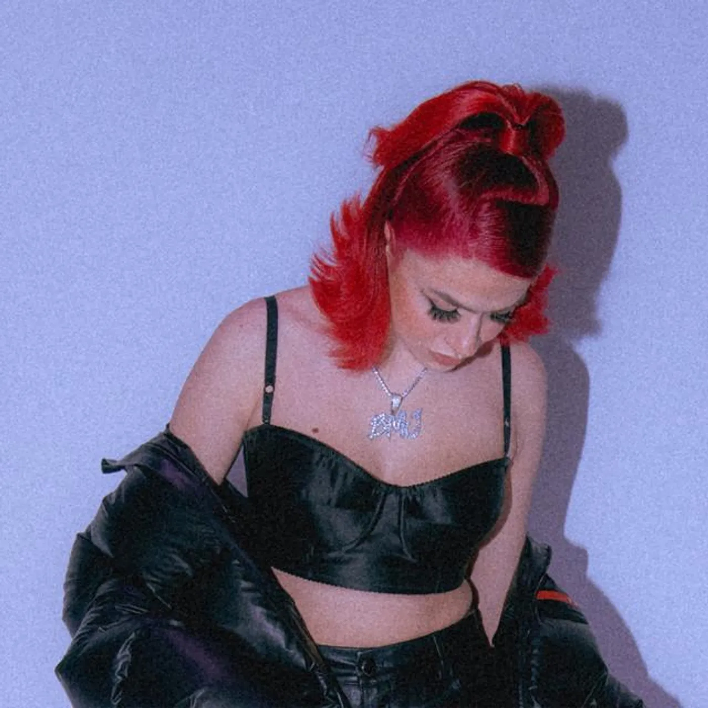 badmómzjay Brand Page