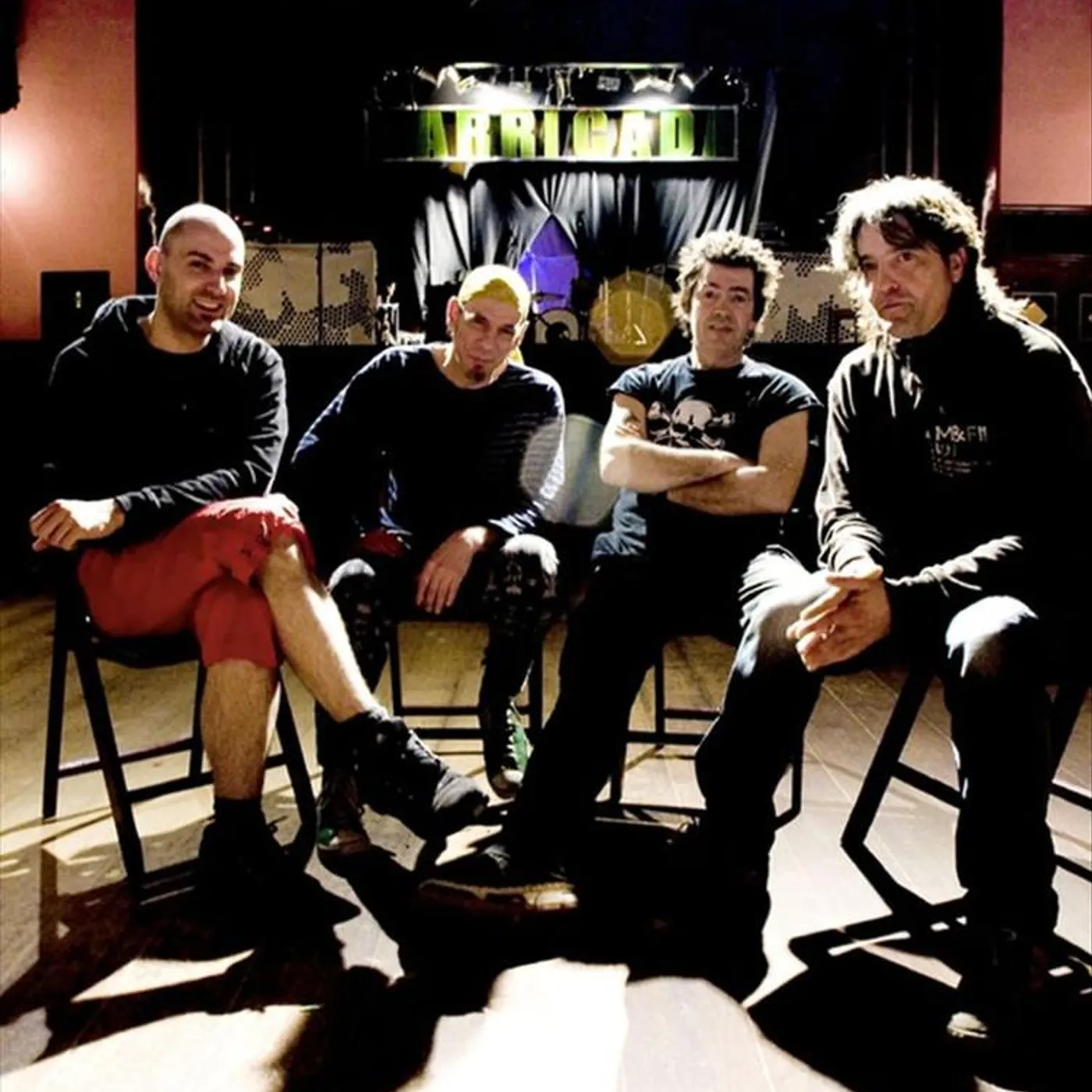 Barricada Brand Page