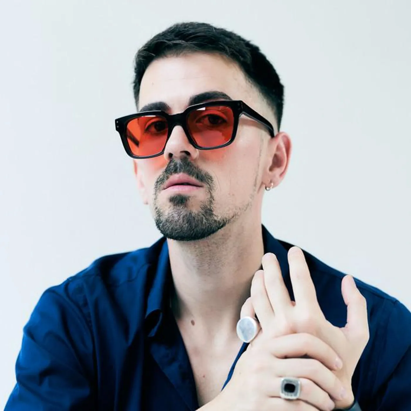 Bastian Bux Brand Page