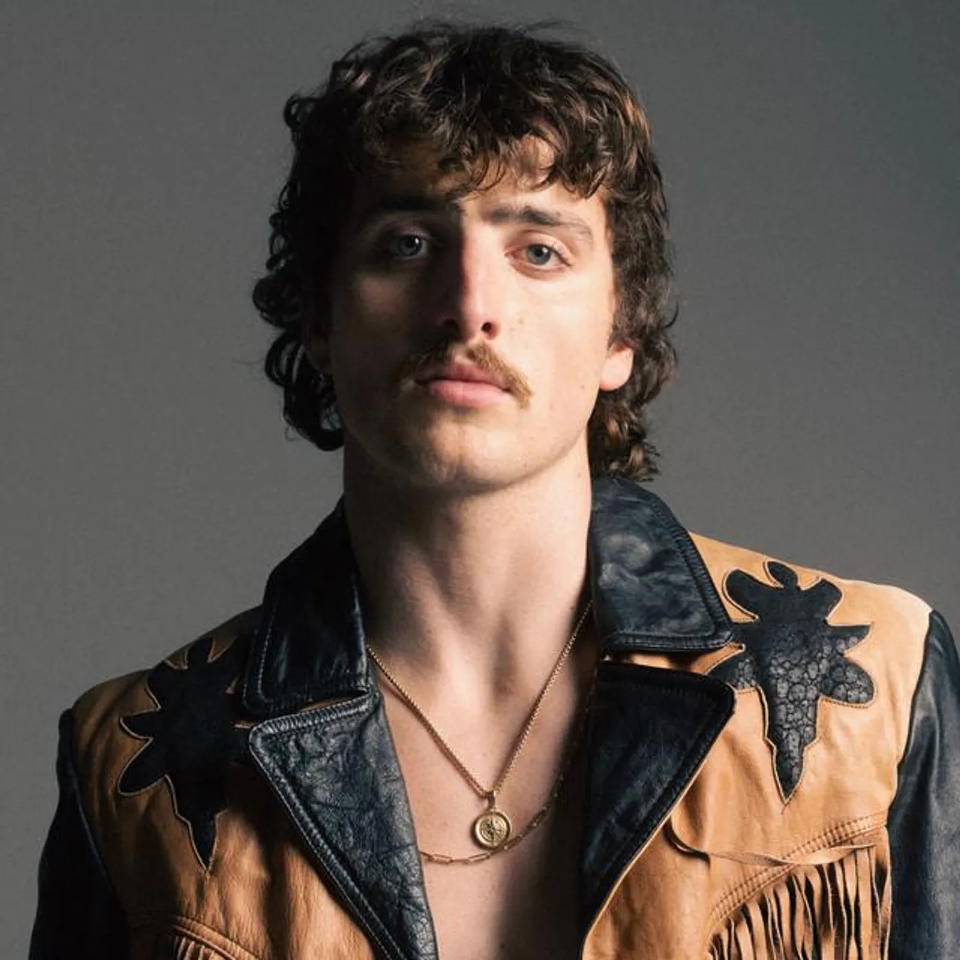 Benson Boone Brand Page