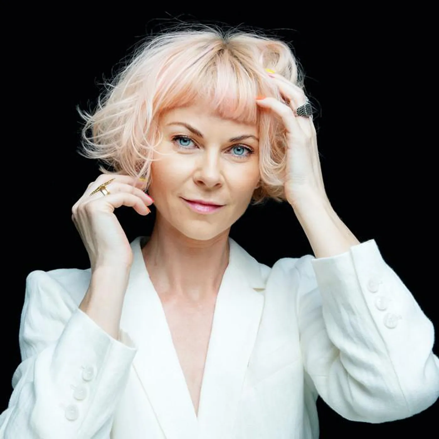 Bertine Zetlitz Brand Page