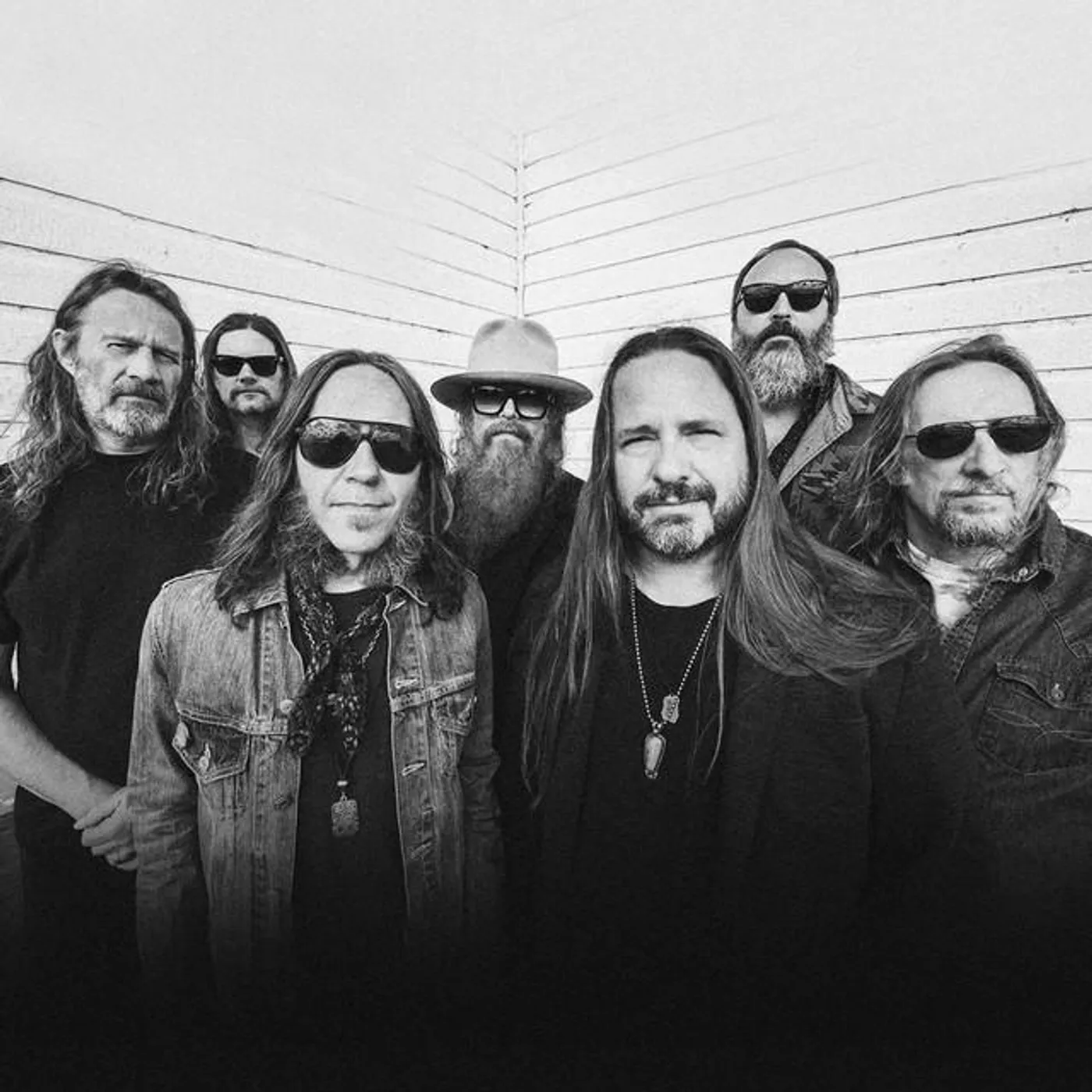 Blackberry Smoke Brand Page