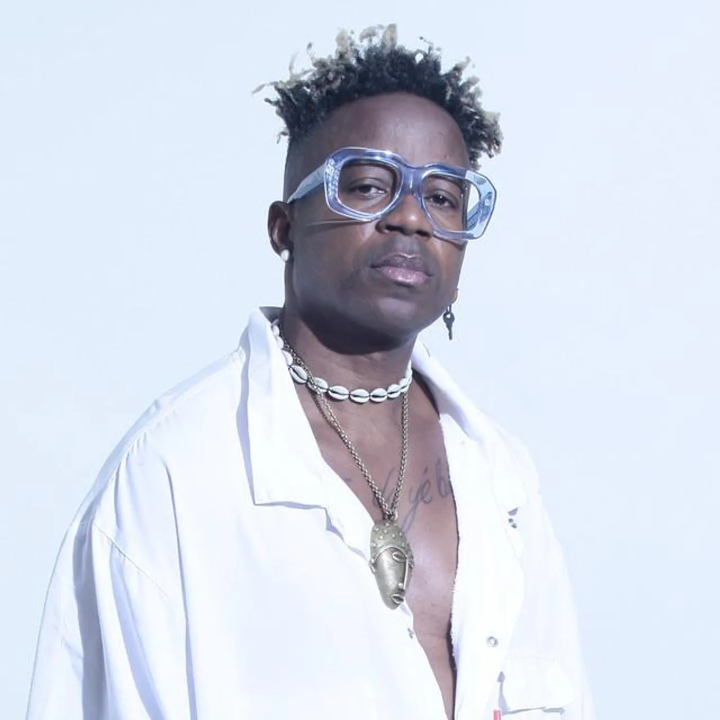 Blick Bassy Brand Page