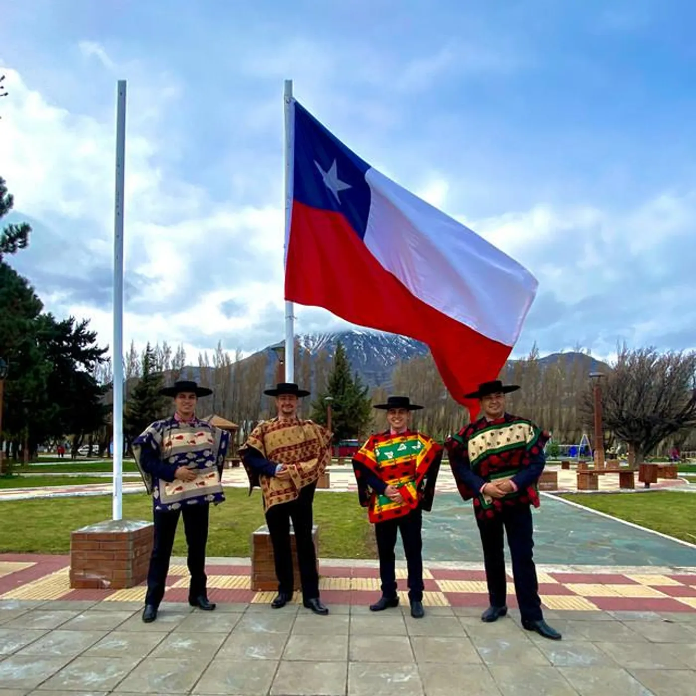 Brotes del punta y taco Brand Page