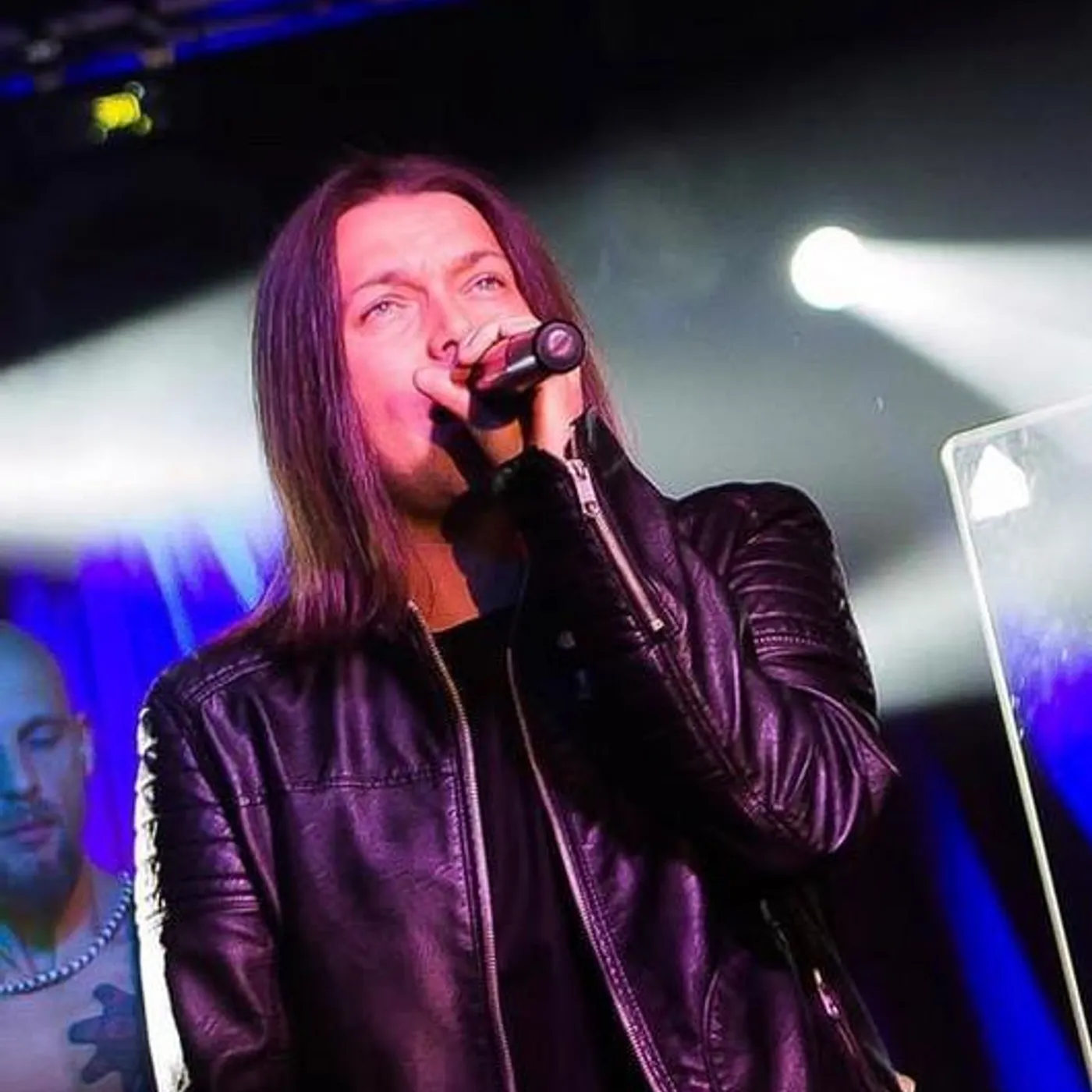 Gabriel Fleszar Brand Page