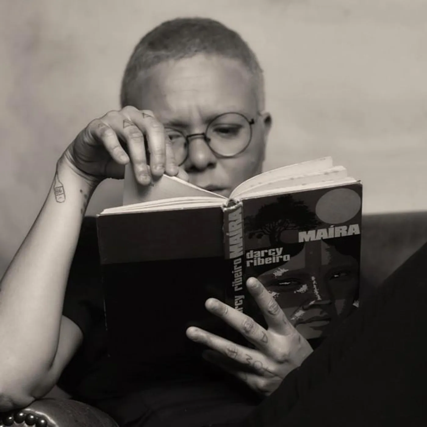 Maria Gadú Brand Page