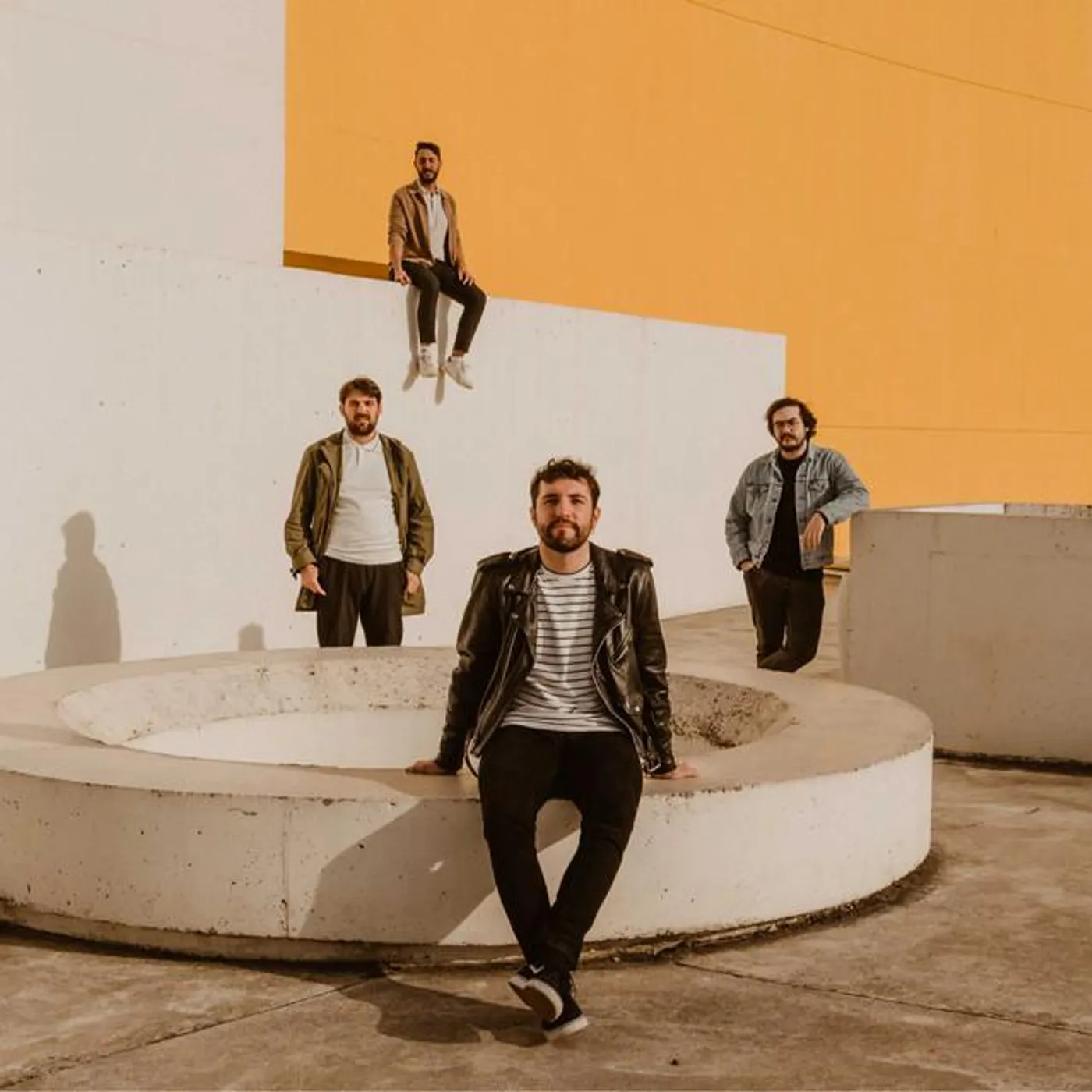 Gente Terrible Brand Page