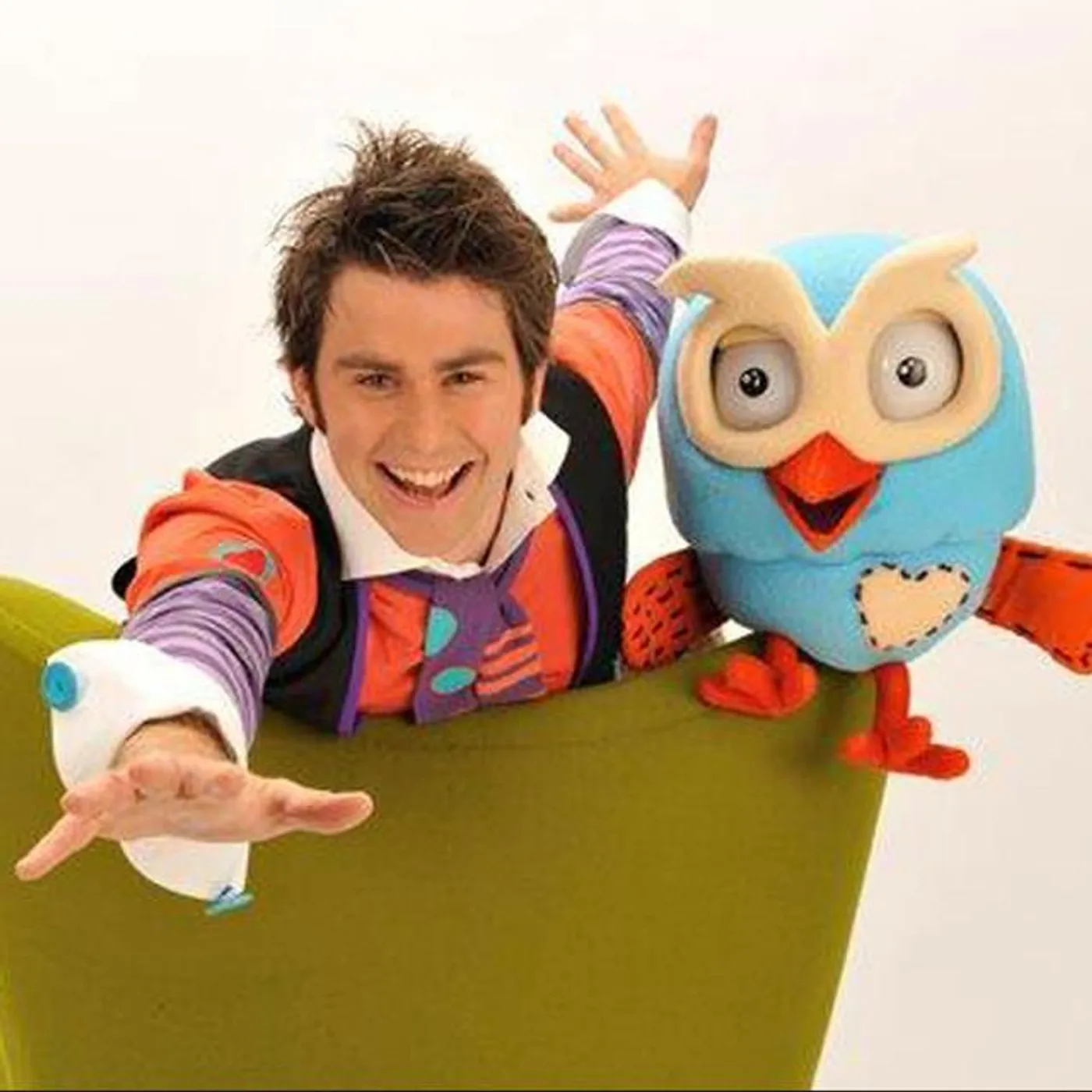 Giggle and Hoot Brand Page