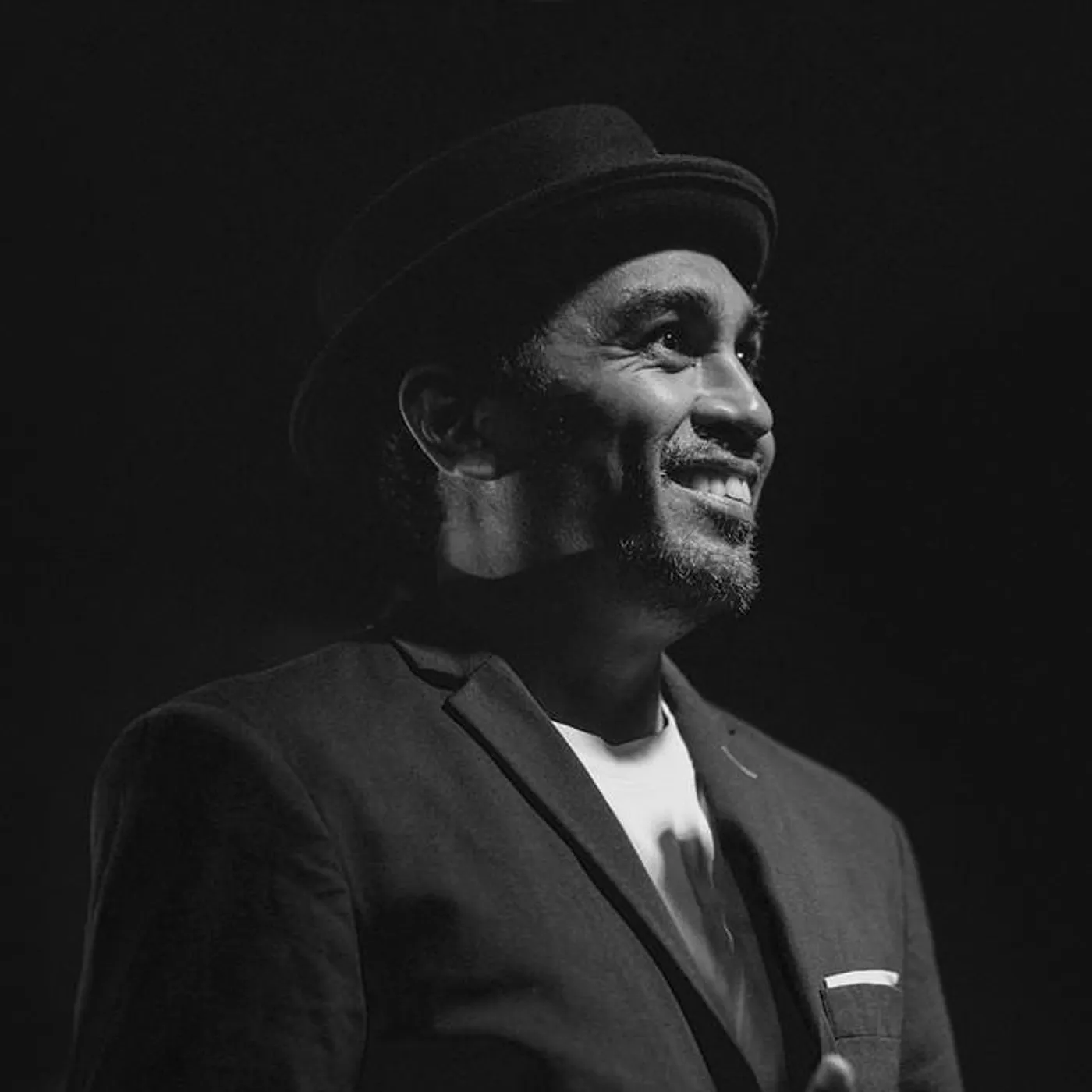Glenn Fredly Brand Page