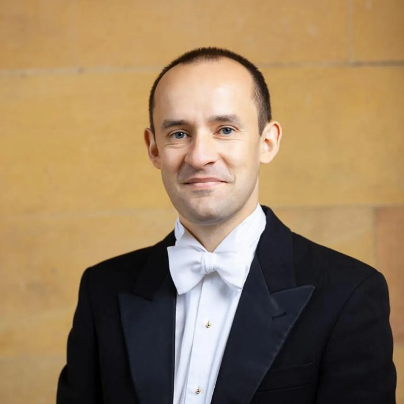 Graham Ross Brand Page