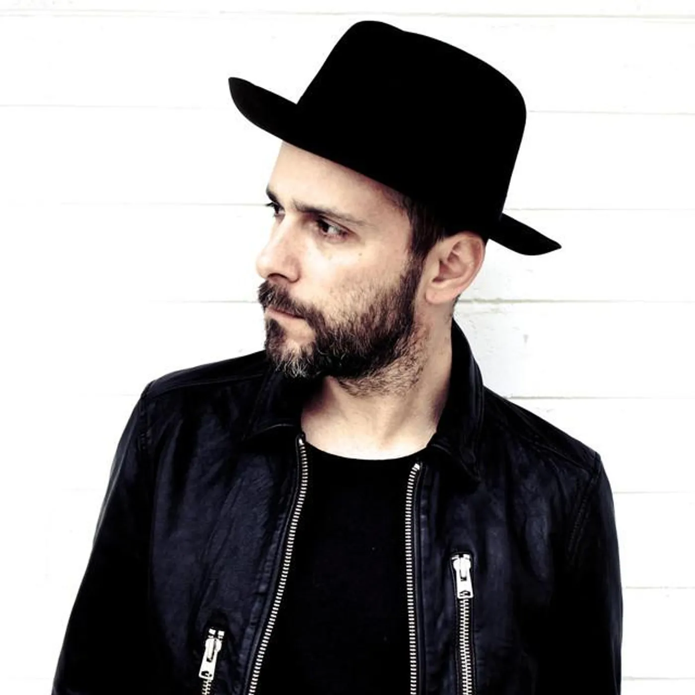 Greg Laswell Brand Page
