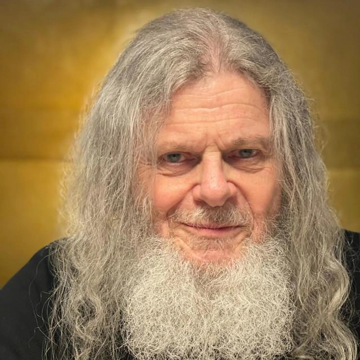 Gustavo Santaolalla Brand Page