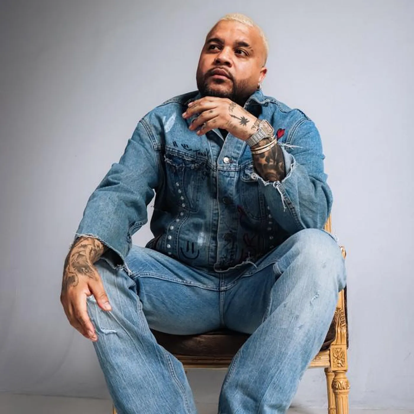 Dímelo Flow Brand Page