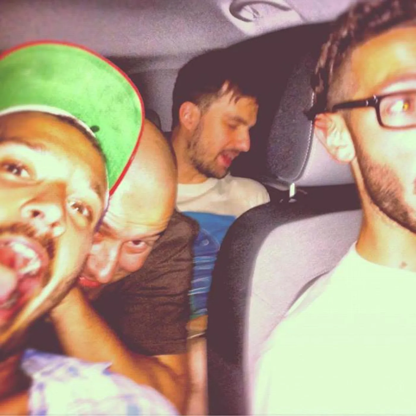 Do Nascimiento Brand Page