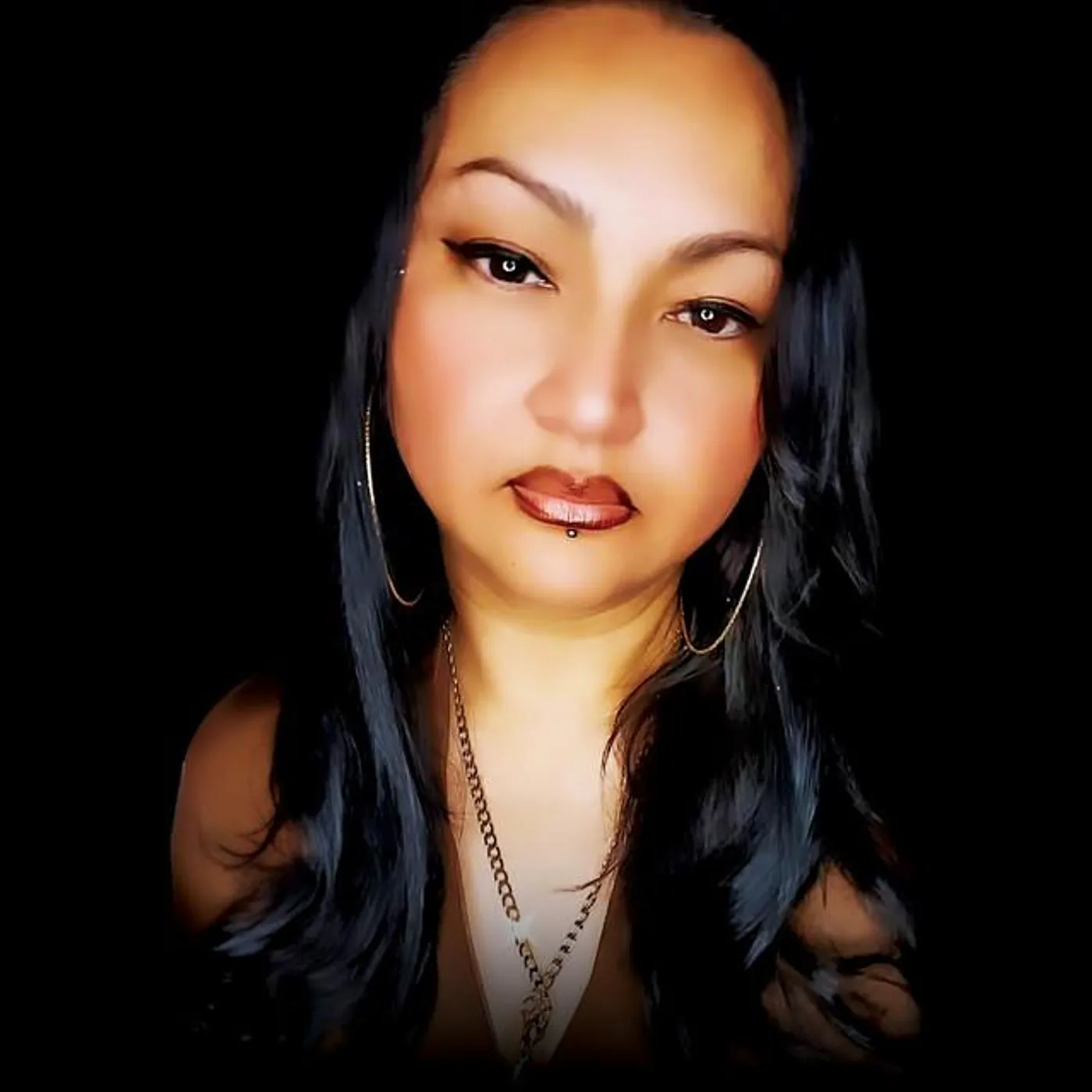 Doll-E Girl Brand Page