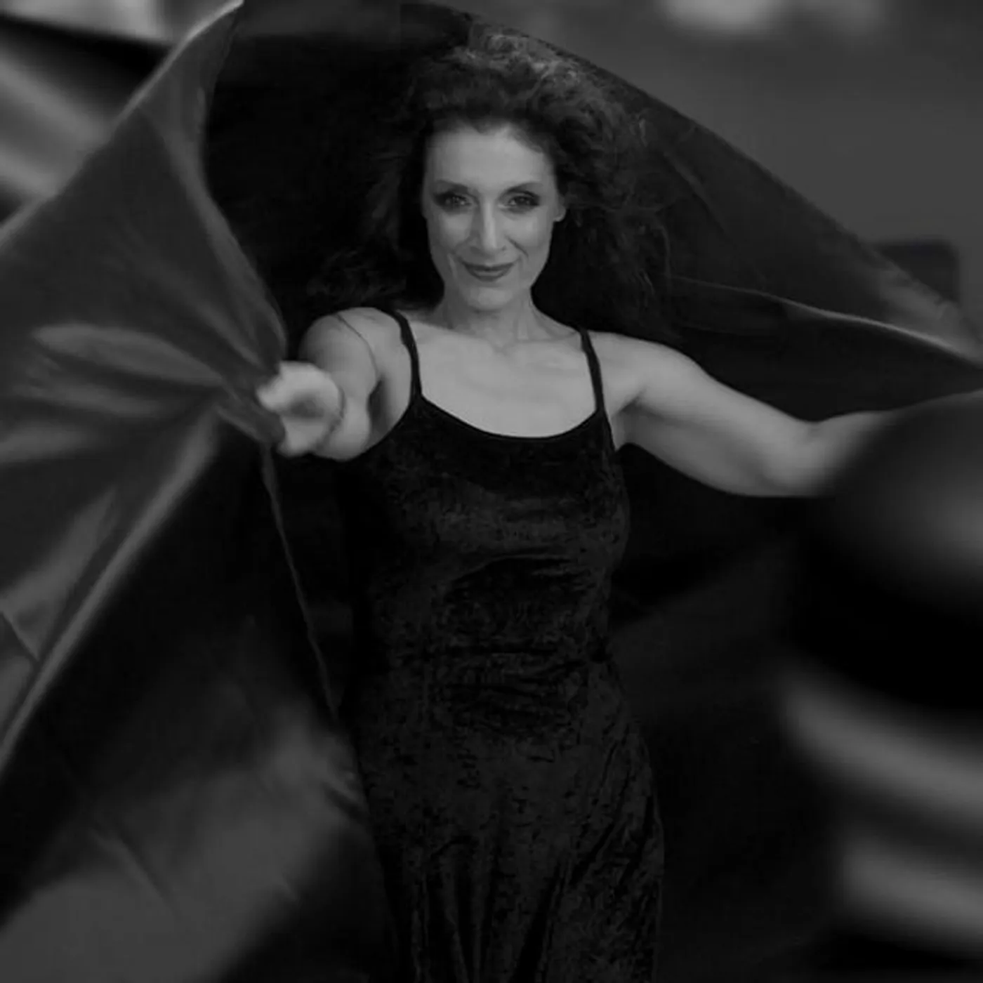 Doris Dragović Brand Page